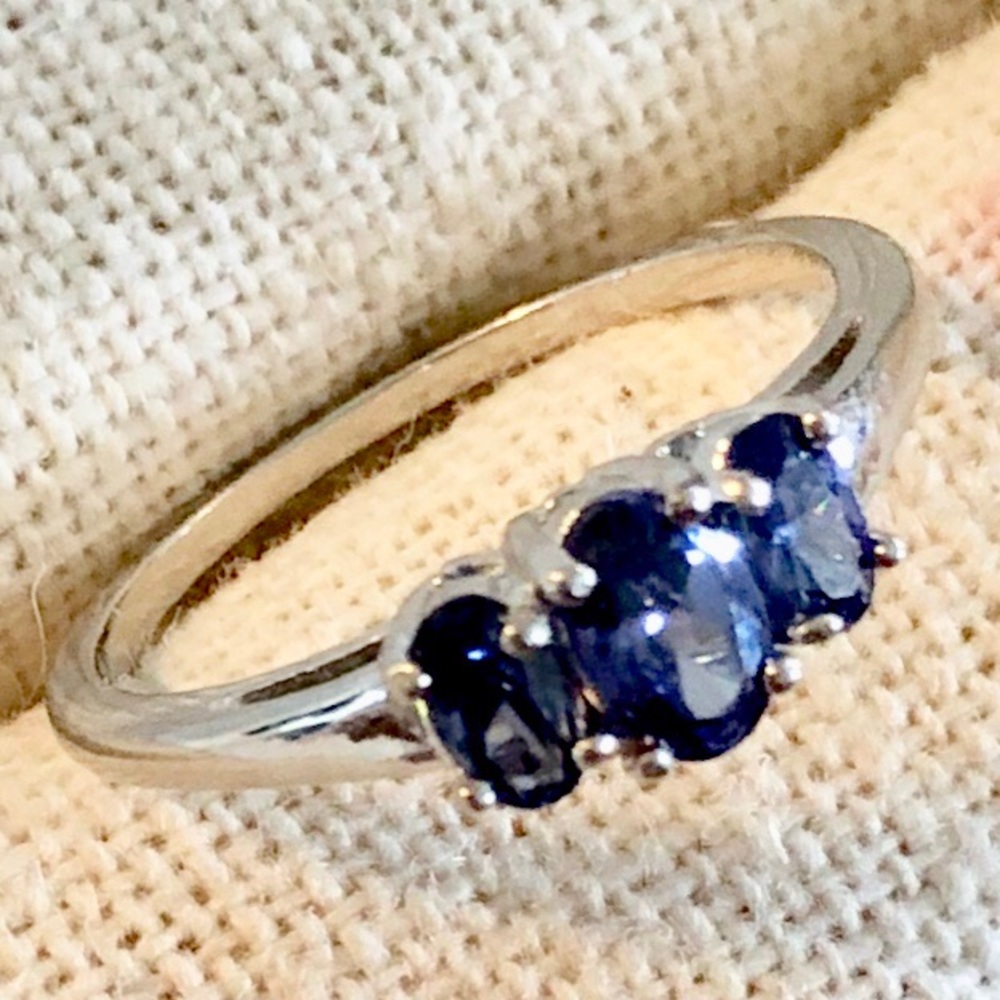 NEW Sterling Silver 1.1ct Tanzanite 3-Stone Ring